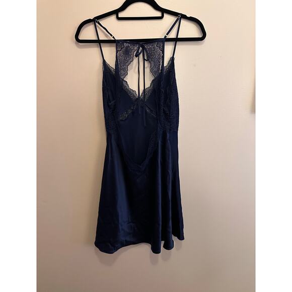 Victoria's Secret Navy Blue Satin Lace Slip Nightie Lingerie Nightgown Large - Picture 11 of 12